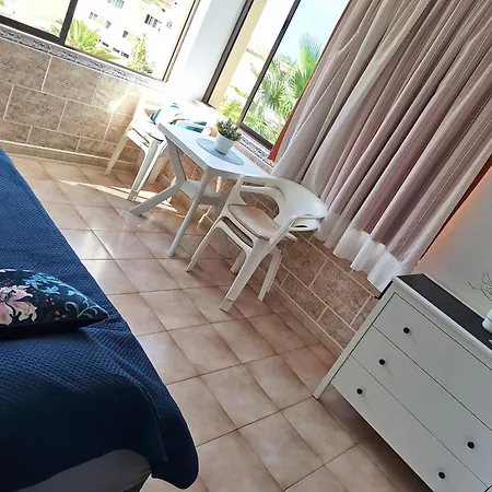 Luna Castle Harbour Apartment *