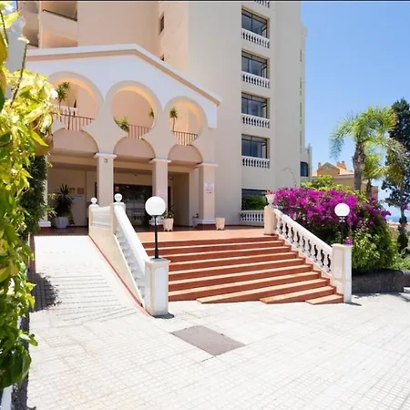 Luna Castle Harbour * לוס כריסטיאנוס